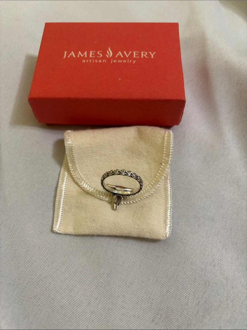 James Avery Sterling Silver Desert  Rose Ring with Red Box